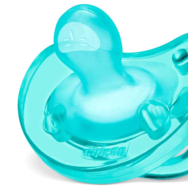How to Choose Your Pacifier's Nipple Shape