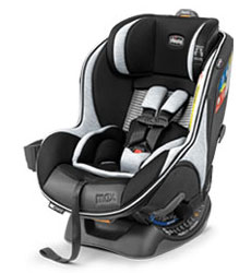 Chicco NextFit Max Zip Air Convertible Car Seat in Vero