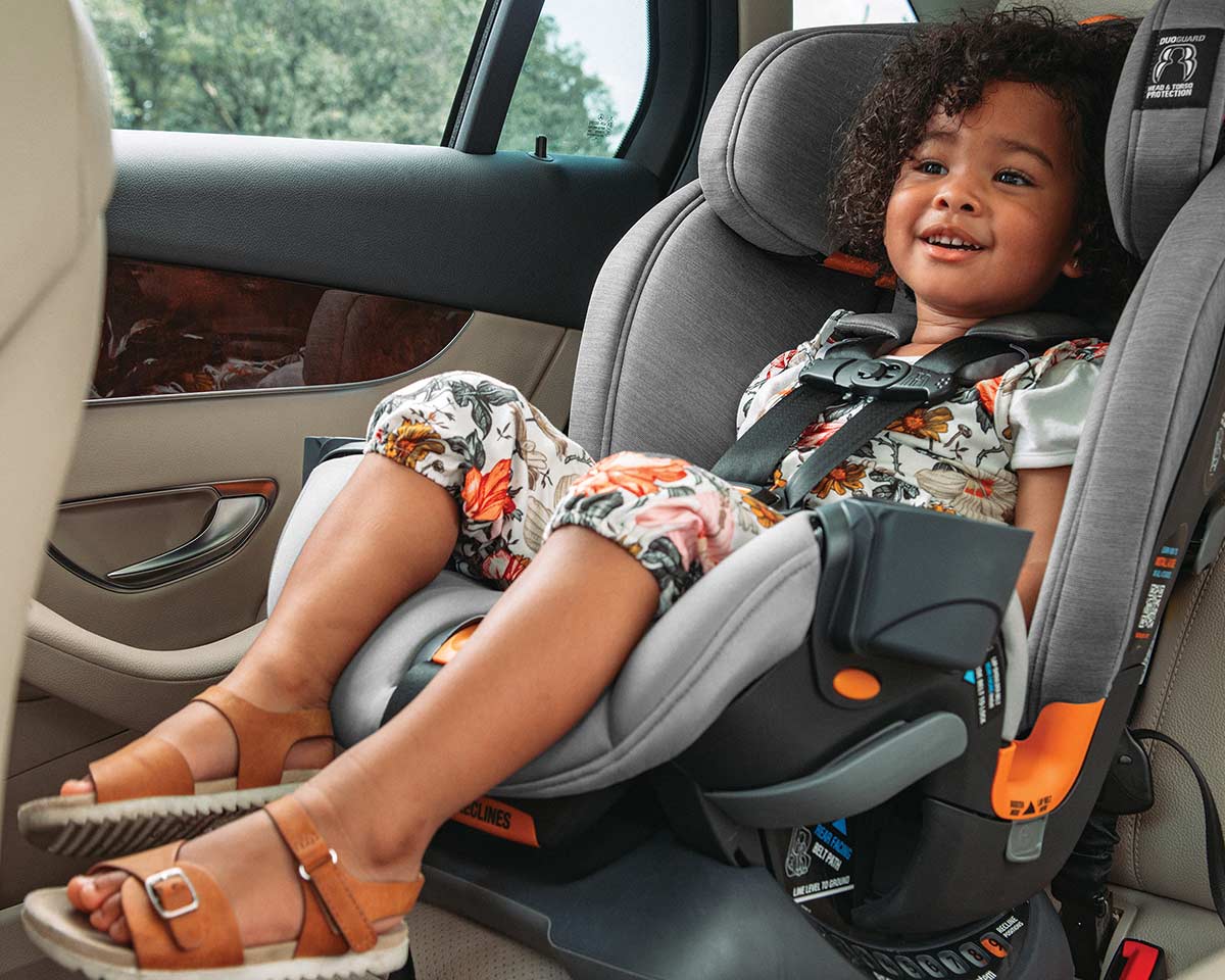 https://www.chiccousa.com/on/demandware.static/-/Sites-Chicco-Library/default/dw58f635dd/images/Landing/car-seat-landing/clp-all-in-one-car-seats-hero-1200x960.jpg