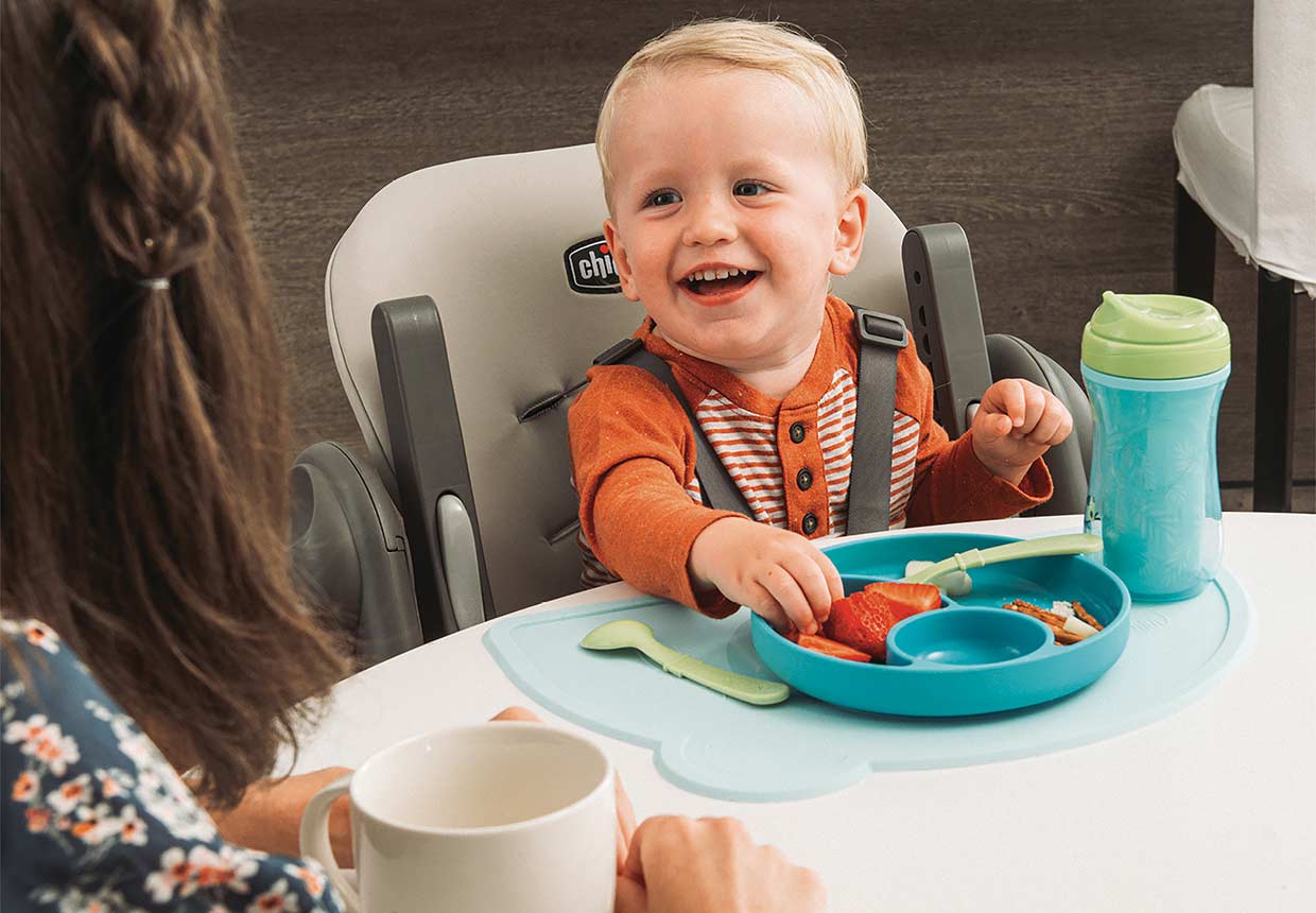 Chicco High Chair at the table image