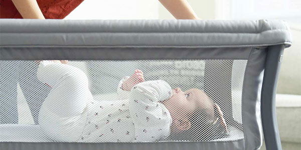 How to Clean a Bassinet article image