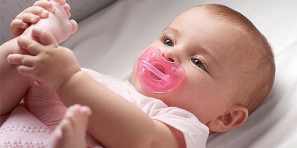 Benefits of Pacifier Sleep article image