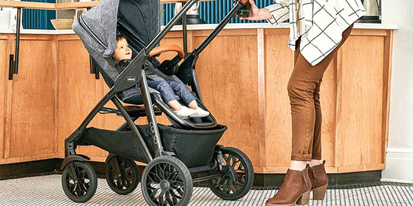 When Can Your Baby Sit in a Stroller article image